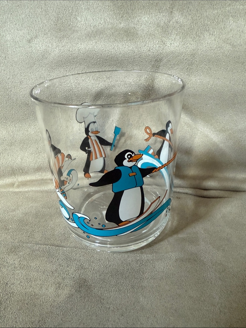 Vintage 1970s Avon "Penguin Party" clear plastic tumbler